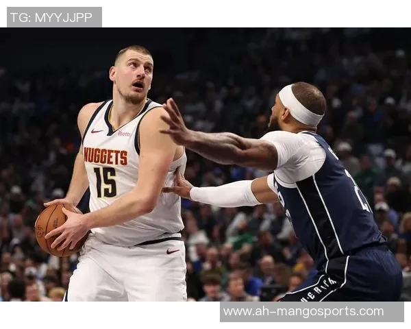 掘金完胜！约基奇34+14穆雷低效，拉文全队最低，威少26+12很高兴